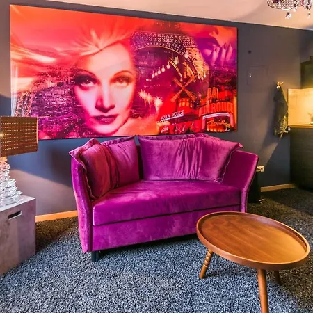 Little Savoy - Pure Luxury!
